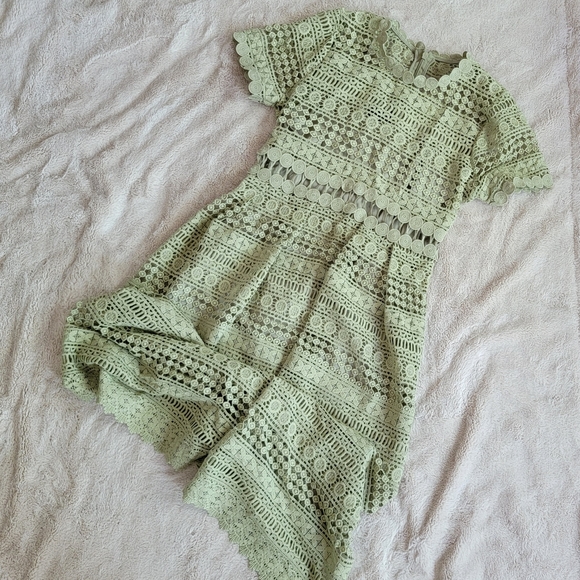 Vici Green Patterned Dress - Picture 1 of 6